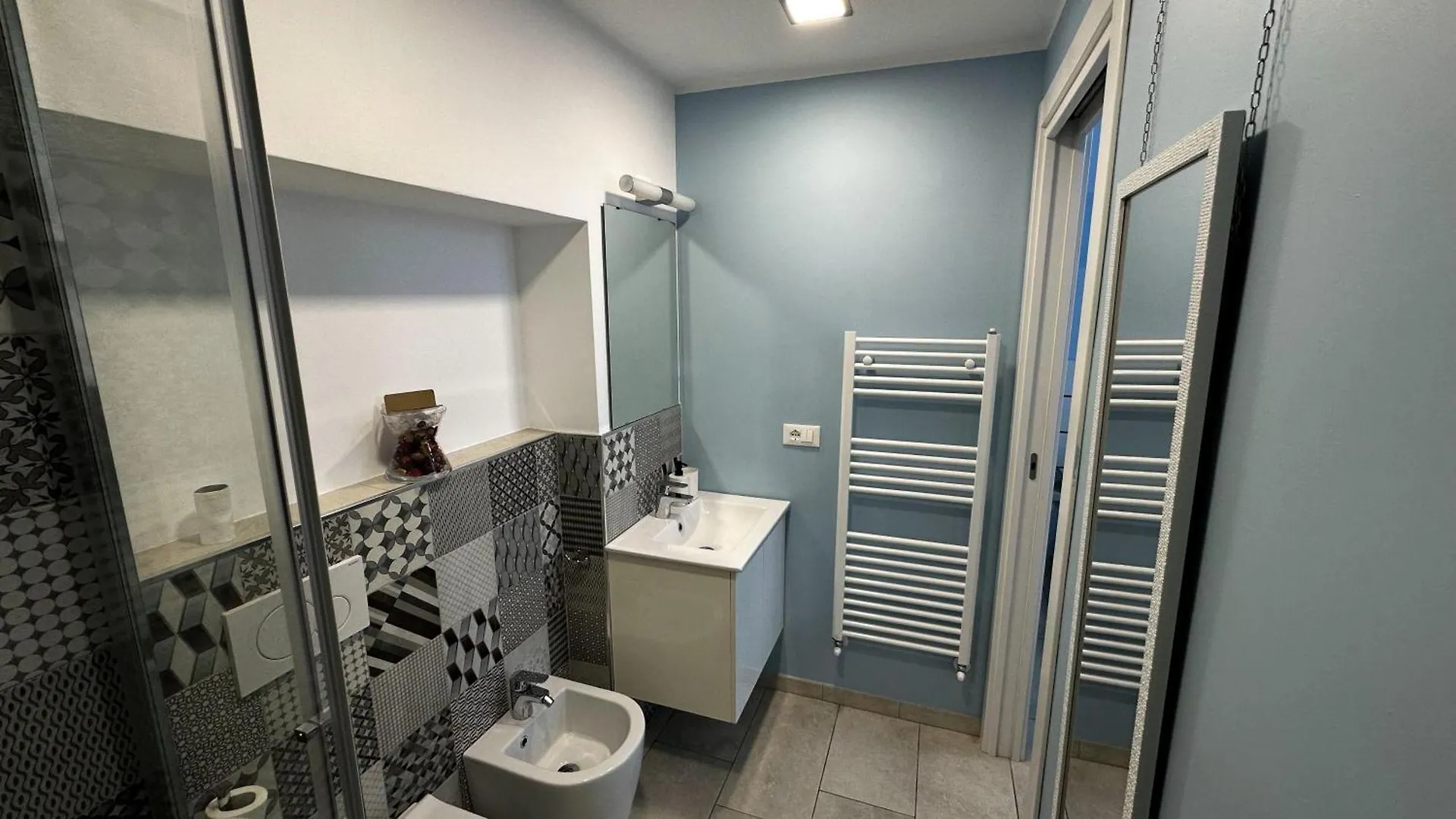 Apartment Petit B&B Milan